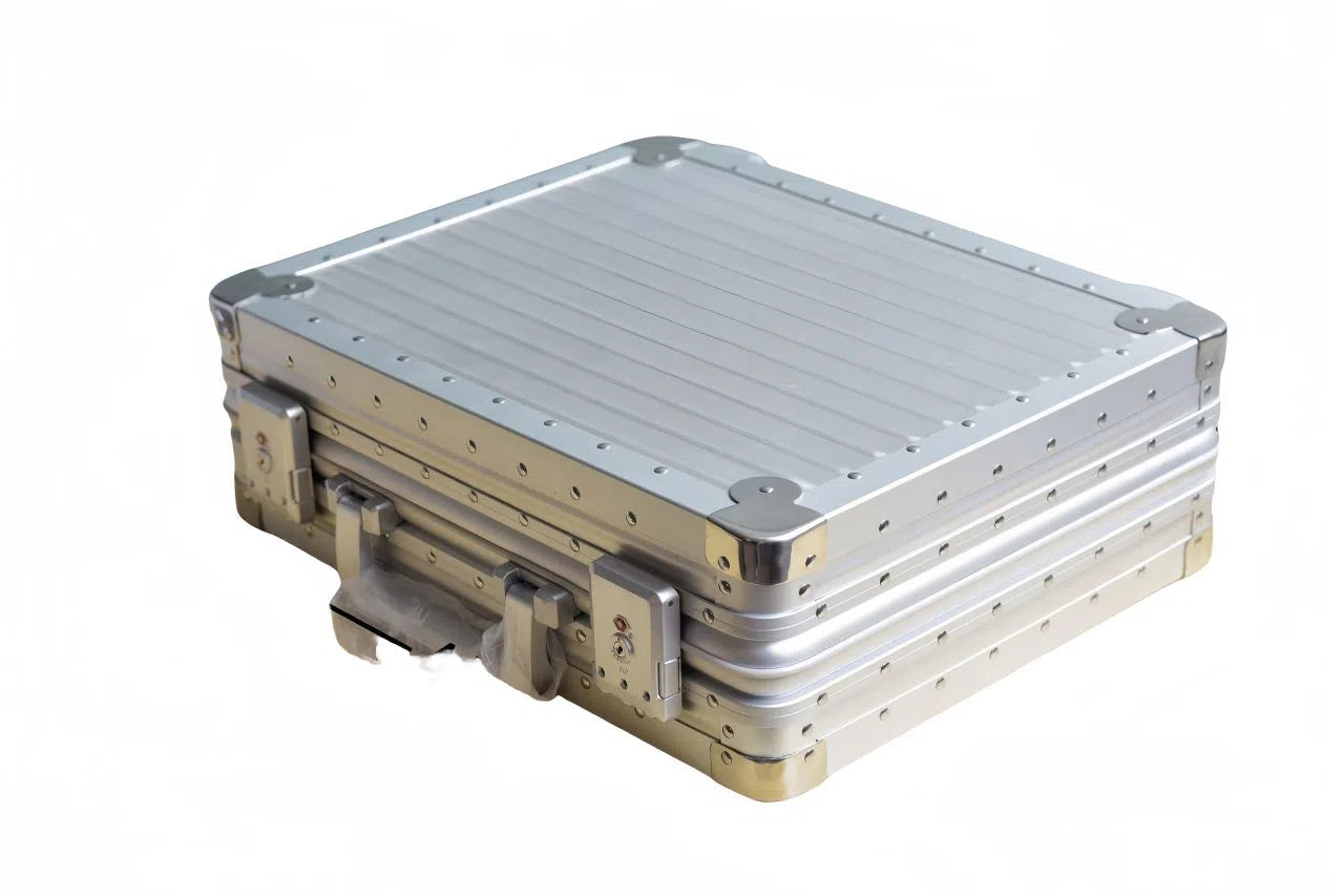 Valise Aluminium léger pour 24 montres 4