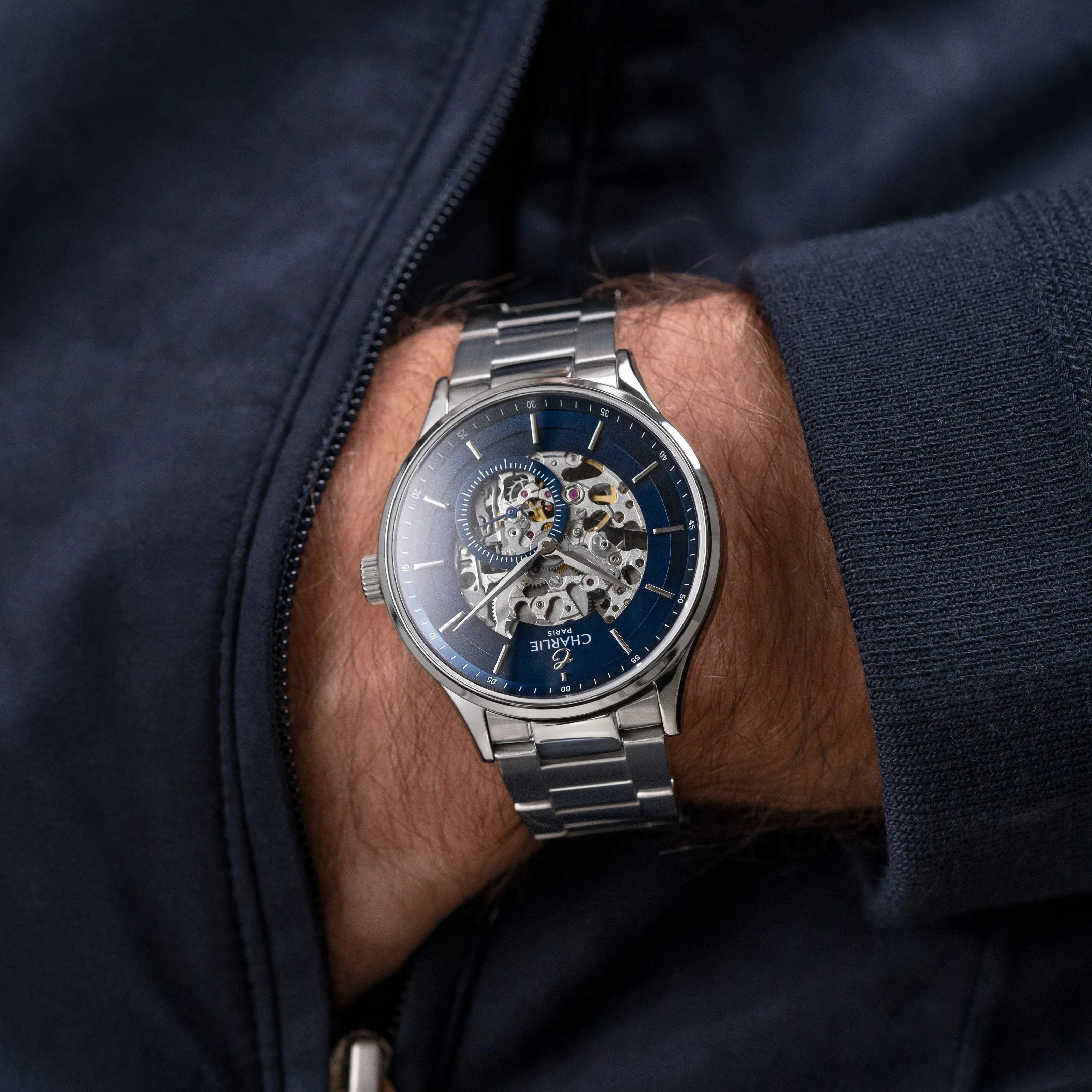 image article de blog Pourquoi porter une montre à gauche ? Mythe et réalité