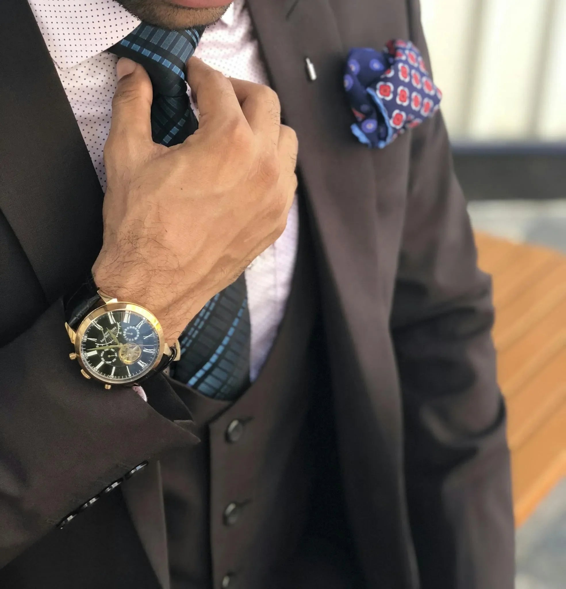 image article de blog porter sa montre à droite signification ?